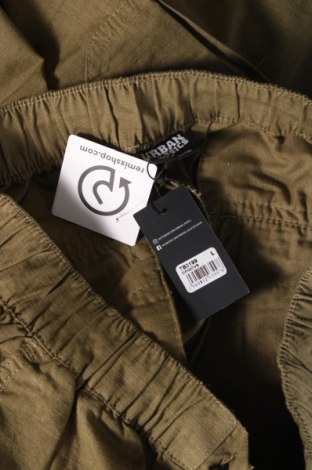 Мъжки панталон Urban Classics, Размер L, Цвят Зелен, Цена 24,64 лв.