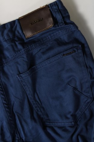 Pantaloni de bărbați Zara, Mărime S, Culoare Albastru, Preț 31,98 Lei