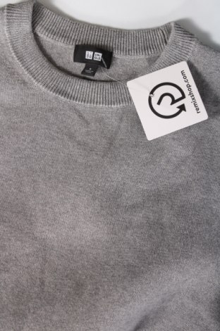 Мъжки пуловер Uniqlo, Размер S, Цвят Сив, Цена 15,30 лв.