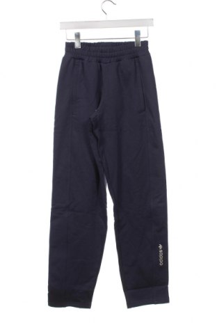 Pantaloni trening de bărbați Adidas Originals, Mărime S, Culoare Albastru, Preț 253,91 Lei