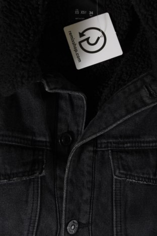 Ανδρικό μπουφάν Bershka, Μέγεθος XS, Χρώμα Μαύρο, Τιμή 14,47 €