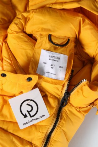 Ανδρικό μπουφάν Bershka, Μέγεθος L, Χρώμα Κίτρινο, Τιμή 29,69 €