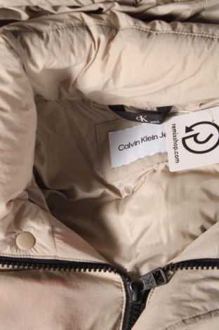 Мъжко яке Calvin Klein Jeans, Размер 3XL, Цвят Бежов, Цена 367,54 лв.