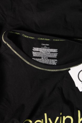 Pánske tričko  Calvin Klein, Veľkosť L, Farba Čierna, Cena  49,07 €