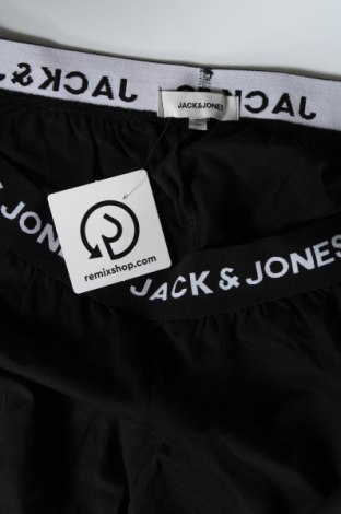 Piżama
 Jack & Jones, Rozmiar XL, Kolor Czarny, Cena 62,53 zł