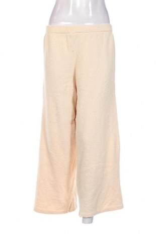Пижама Monki, Размер S, Цвят Екрю, Цена 33,15 лв.