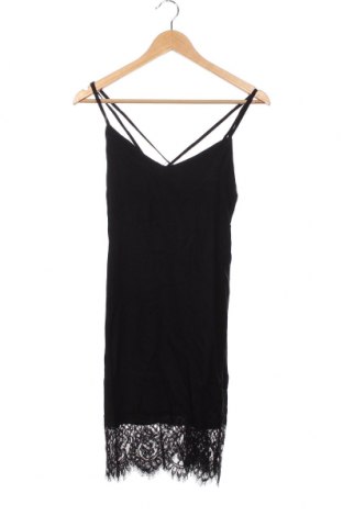 Пижама Trendyol, Размер XS, Цвят Черен, Цена 35,40 лв.