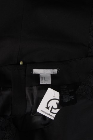 Пола H&M, Размер XS, Цвят Черен, Цена 8,80 лв.