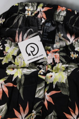 Damen Shorts H&M Divided, Größe S, Farbe Mehrfarbig, Preis € 4,96