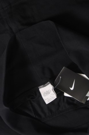 Rock Nike, Größe M, Farbe Schwarz, Preis € 47,94