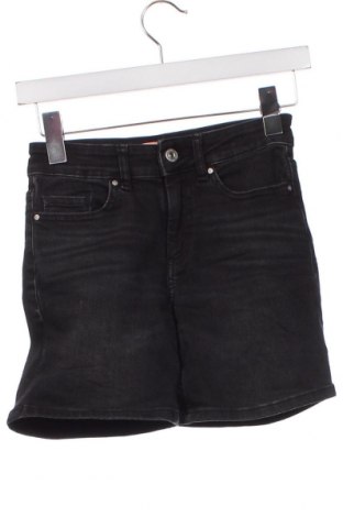 Дамски къс панталон ONLY, Размер XS, Цвят Черен, Цена 12,00 лв.