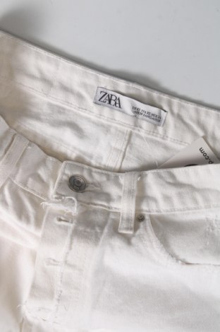 Пола Zara, Размер XS, Цвят Бял, Цена 26,97 лв.