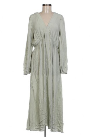Kleid, Größe M, Farbe Grün, Preis € 27,70