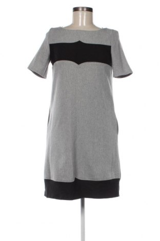 Kleid, Größe S, Farbe Grau, Preis 10,37 €