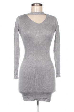 Kleid, Größe M, Farbe Grau, Preis 4,99 €