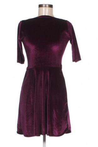 Kleid, Größe M, Farbe Lila, Preis € 27,67