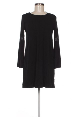 Šaty  Bershka, Veľkosť M, Farba Čierna, Cena  9,37 €