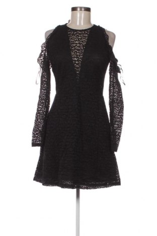 Kleid Bershka, Größe L, Farbe Schwarz, Preis 24,22 €