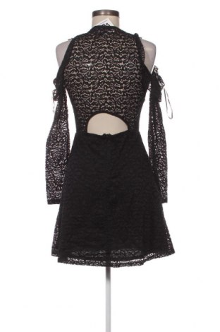 Šaty  Bershka, Veľkosť L, Farba Čierna, Cena  13,16 €