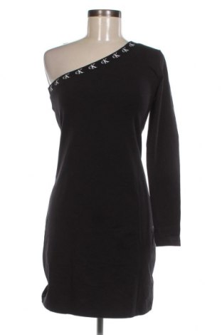 Rochie Calvin Klein Jeans, Mărime M, Culoare Negru, Preț 104,08 Lei