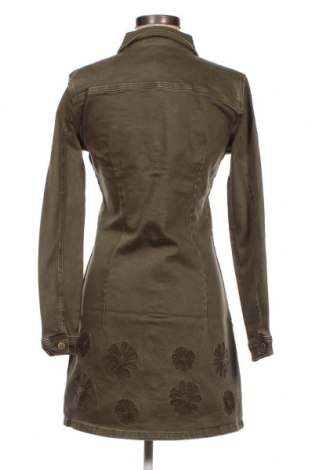 Kleid Desigual, Größe M, Farbe Grün, Preis 54,94 €