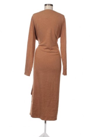 Φόρεμα F&F, Μέγεθος XXL, Χρώμα  Μπέζ, Τιμή 17,94 €