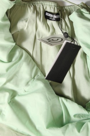 Рокля Fashion Union, Размер XL, Цвят Зелен, Цена 50,76 лв.
