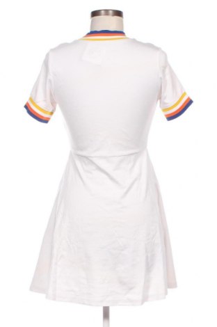 Kleid Fb Sister, Größe M, Farbe Weiß, Preis € 20,18