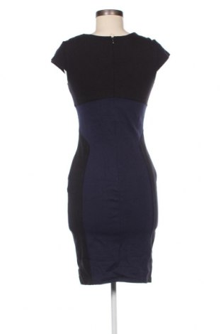 Φόρεμα Guess, Μέγεθος S, Χρώμα Πολύχρωμο, Τιμή 35,47 €