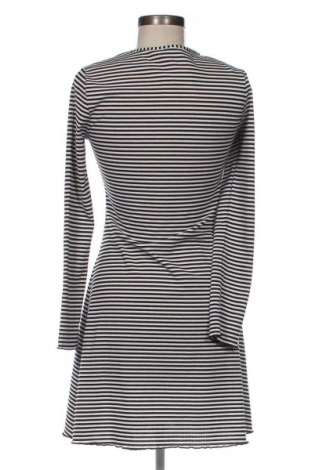 Šaty  H&M Divided, Velikost M, Barva Vícebarevné, Cena  198,00 Kč