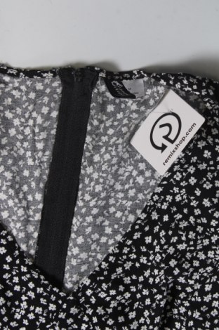 Kleid H&M Divided, Größe XS, Farbe Schwarz, Preis 5,93 €