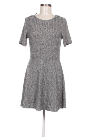 Šaty  H&M Divided, Veľkosť M, Farba Čierna, Cena  6,58 €