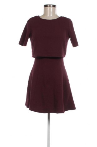 Šaty  H&M Divided, Velikost M, Barva Červená, Cena  685,00 Kč