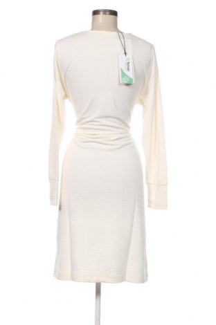 Φόρεμα In Wear, Μέγεθος XL, Χρώμα Λευκό, Τιμή 51,09 €