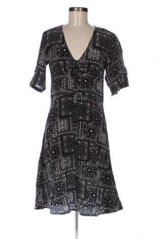 Kleid Just Female, Größe S, Farbe Schwarz, Preis 38,56 €