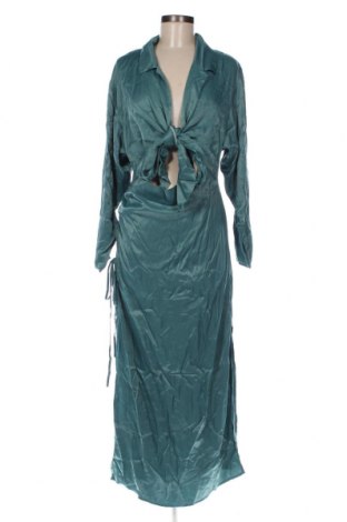 Kleid NA-KD, Größe M, Farbe Blau, Preis 41,13 €