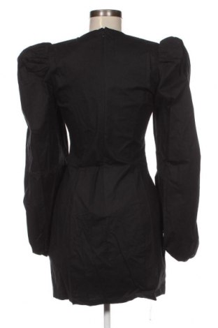 Kleid NA-KD, Größe M, Farbe Schwarz, Preis € 8,35