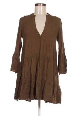 Kleid Pigalle by ONLY, Größe S, Farbe Grün, Preis 8,35 €