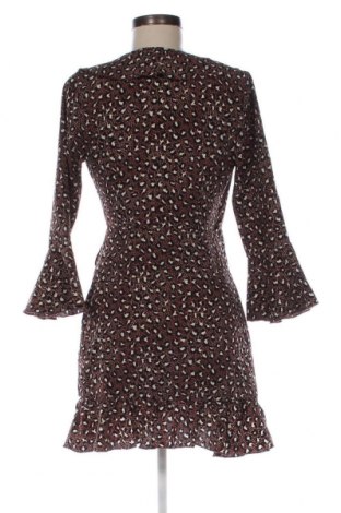 Kleid Pretty Little Thing, Größe XS, Farbe Braun, Preis 6,56 €