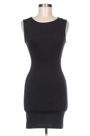 Φόρεμα Pull&Bear, Μέγεθος M, Χρώμα Μαύρο, Τιμή 17,94 €
