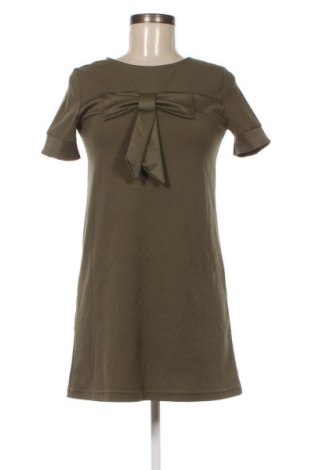 Kleid Quinze Heures Trente, Größe S, Farbe Grün, Preis € 8,07