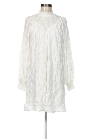 Kleid Reserve, Größe L, Farbe Weiß, Preis 20,04 €