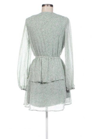 Kleid Reserved, Größe XS, Farbe Grün, Preis 10,90 €