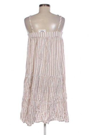 Šaty  SHEIN, Velikost M, Barva Vícebarevné, Cena  217,00 Kč