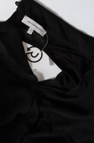 Φόρεμα Silvian Heach, Μέγεθος S, Χρώμα Μαύρο, Τιμή 30,43 €