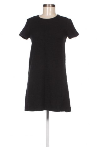 Rochie Stradivarius, Mărime M, Culoare Negru, Preț 14,99 Lei