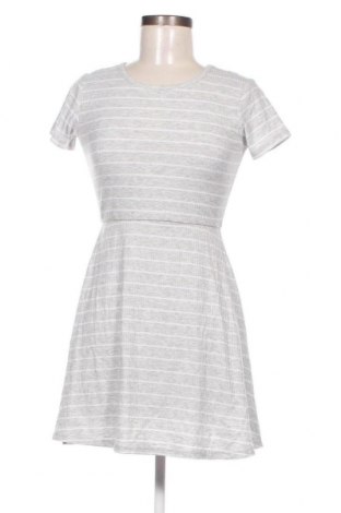 Kleid Target, Größe M, Farbe Grau, Preis 7,06 €
