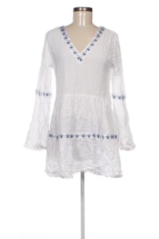 Kleid Trendyol, Größe M, Farbe Weiß, Preis 20,04 €