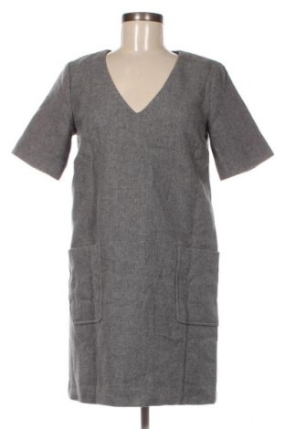 Kleid Trussardi Jeans, Größe L, Farbe Grau, Preis € 13,57