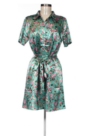 Kleid VILA, Größe M, Farbe Mehrfarbig, Preis 19,18 €